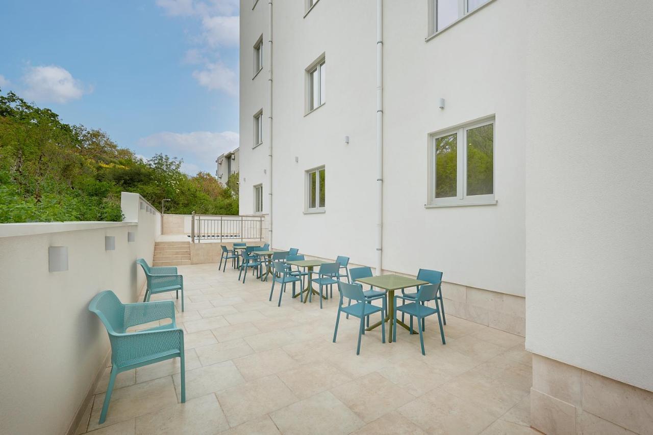 Garni Hotel Larimar Будва Екстер'єр фото