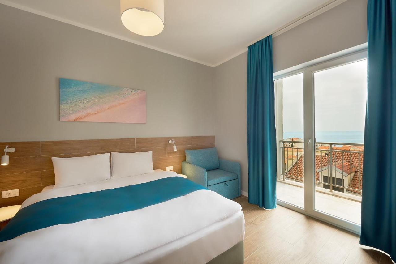 Garni Hotel Larimar Будва Екстер'єр фото