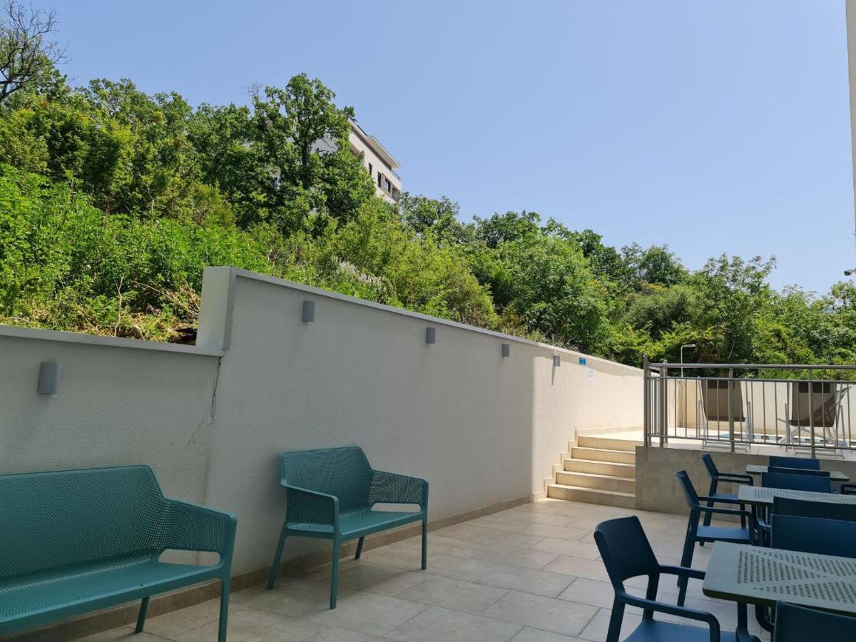 Garni Hotel Larimar Будва Екстер'єр фото